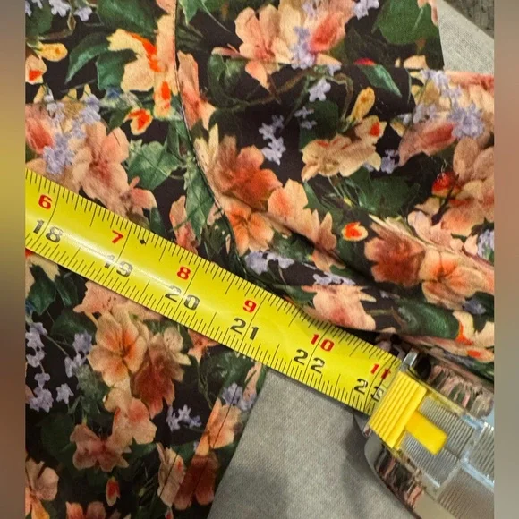 Vince Wild Primrose Floral Silk Blend Shirt Size L - Picture 6 of 7